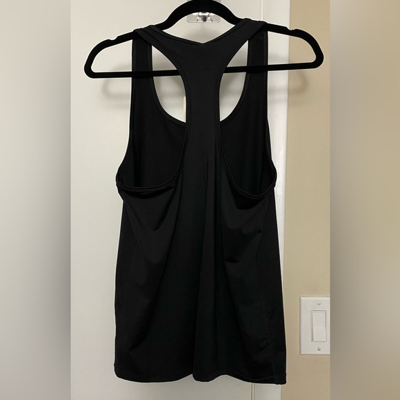 NWT Fabletics  Phoenix Lite Racerback Tank Black Size Medium - Picture 4 of 7